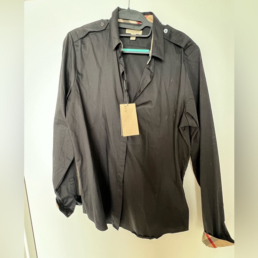 Burberry Black NWT black shirt